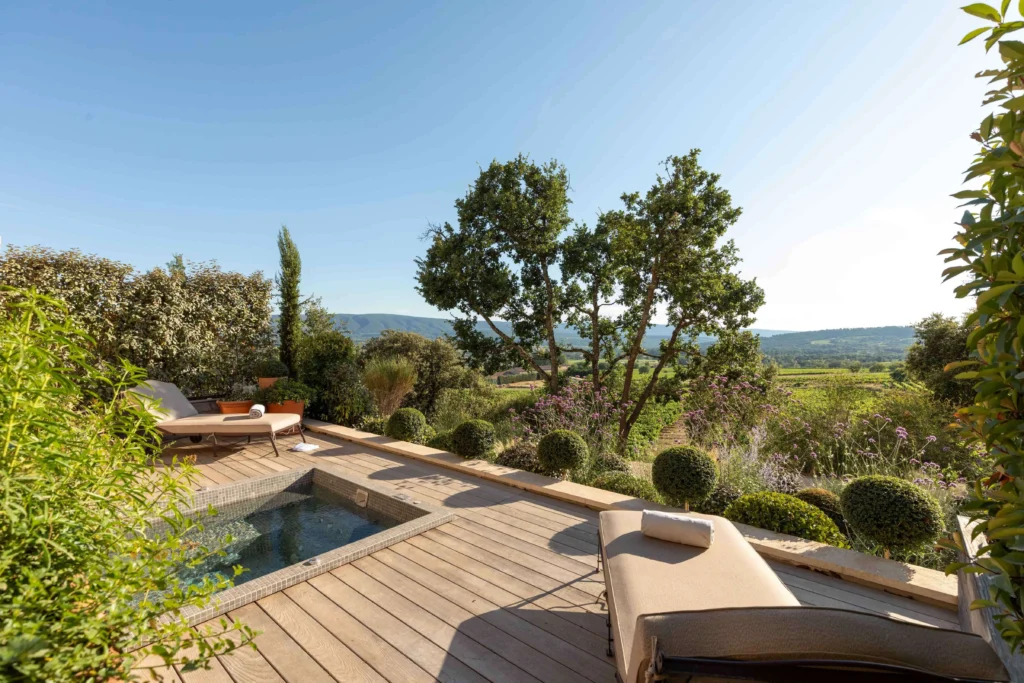 Coquillade Provence : un havre de sérénité au cœur du Luberon